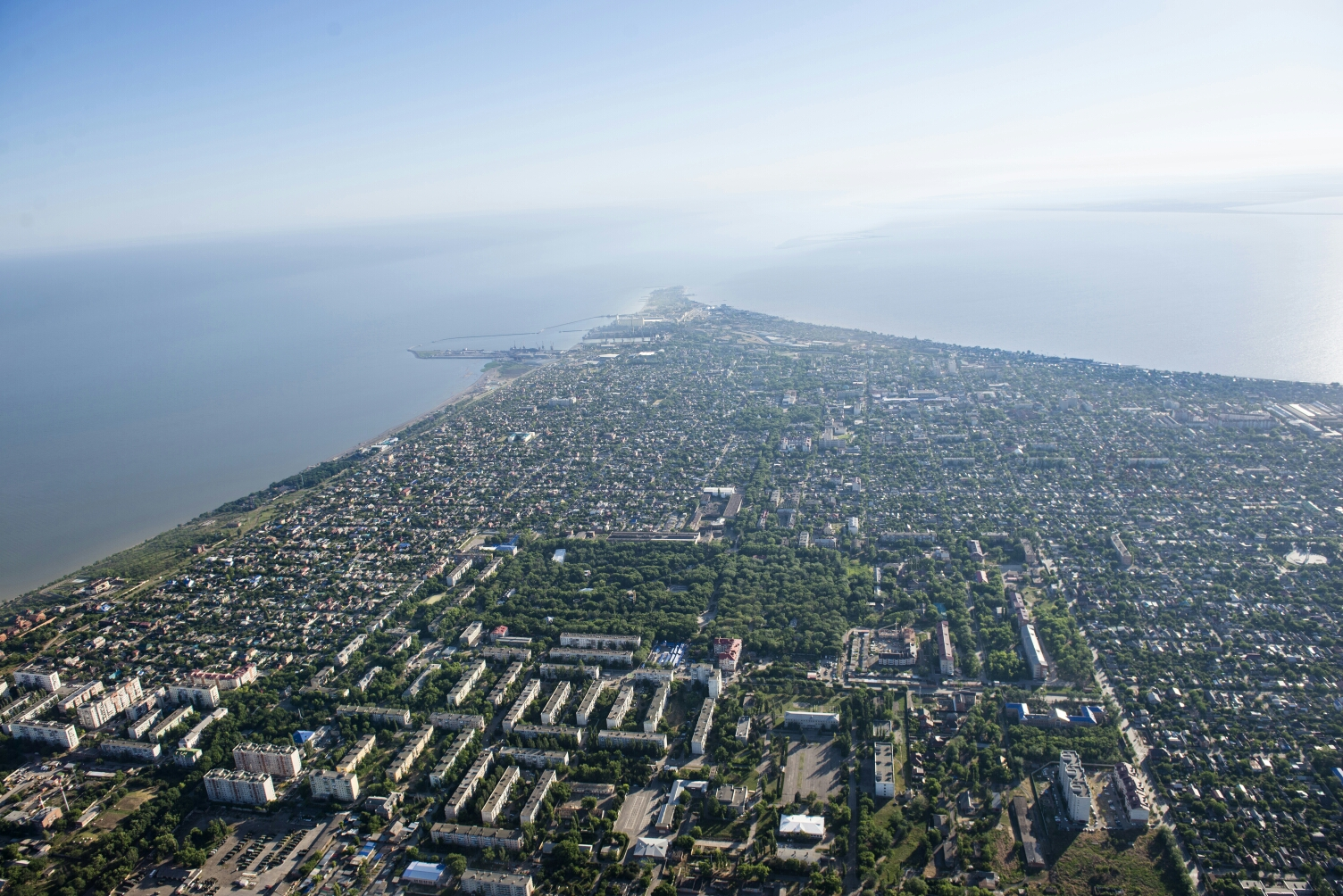 Численность населения города ейска. Ейск Краснодарский край. Курортный городок Ейск. Ейск виды города. Город Ейск Юг.